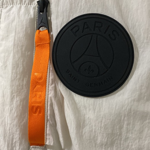Air Jordan x Paris Saint-Germain Parka (Reversible) - Picture 4 of 17
